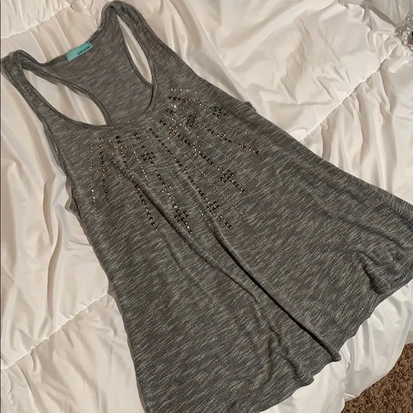 Long tank - Picture 1 of 1